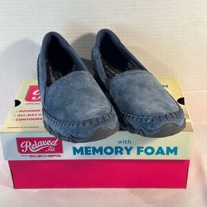 Women’s Relaxed Fit Memory Foam Slip On